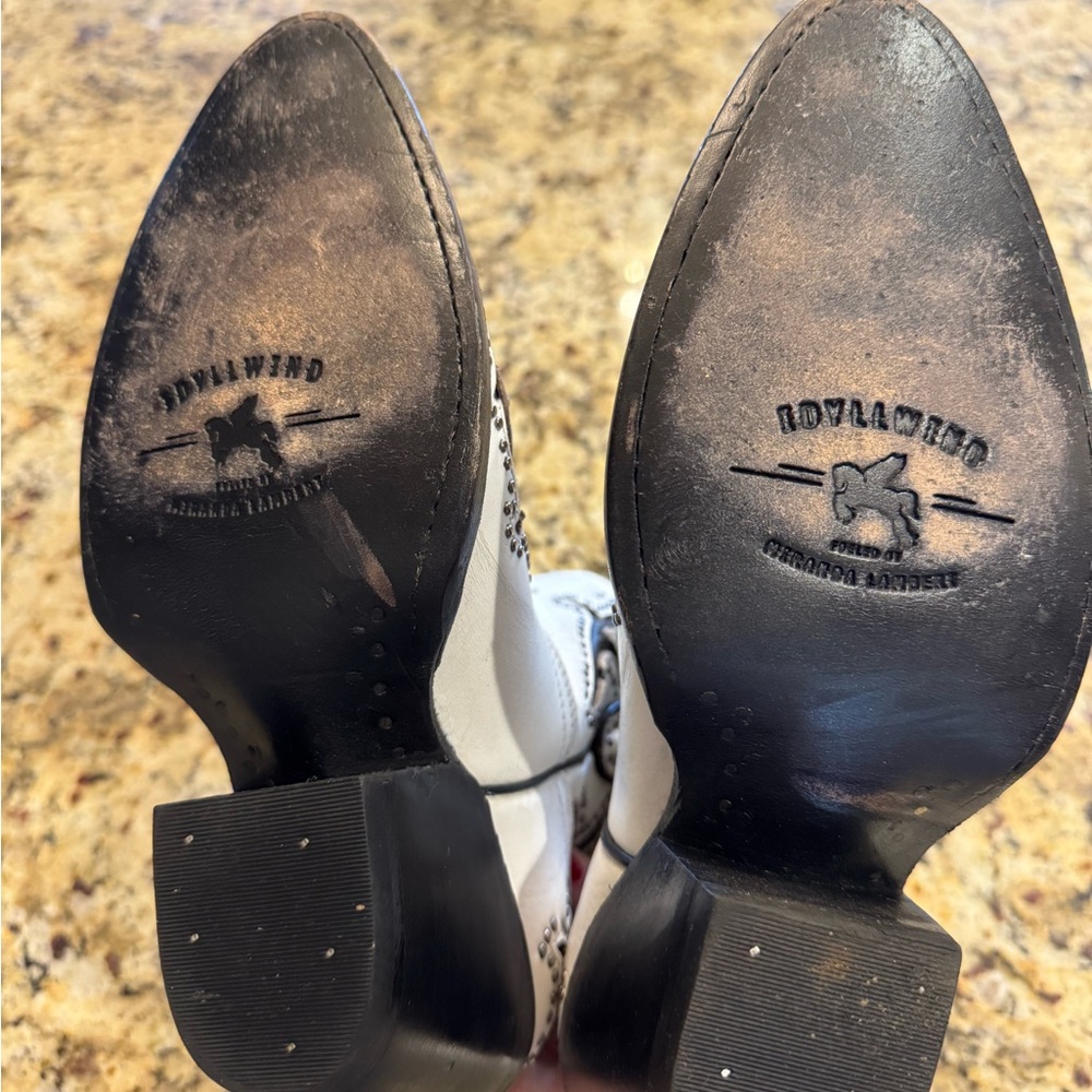 Idyllwind Black and White Heeled Boots - Picture 3 of 3